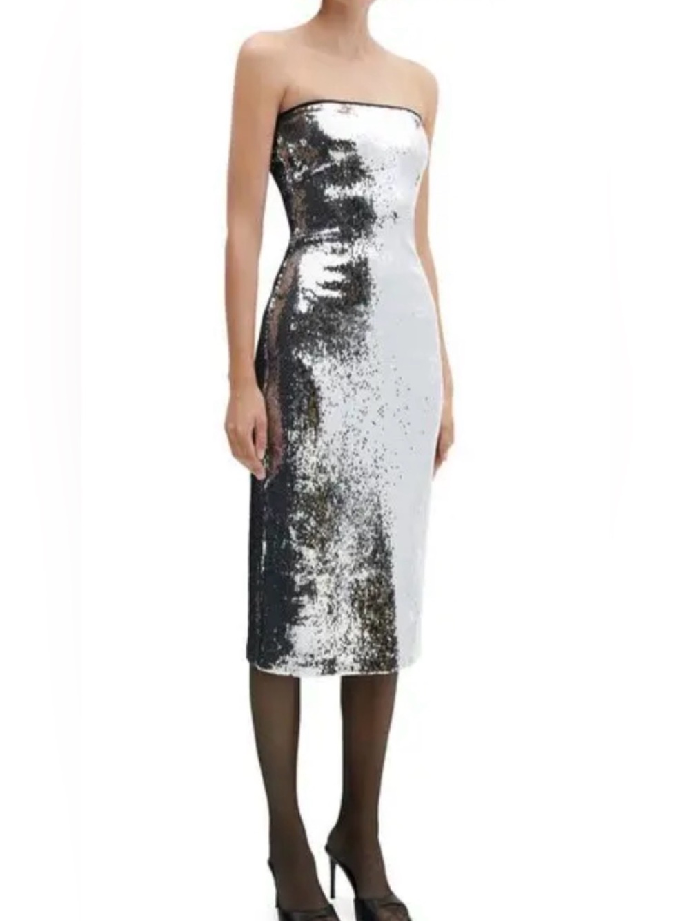 This MANGO midi gown features a strapless design, inky piping, and a back slit.